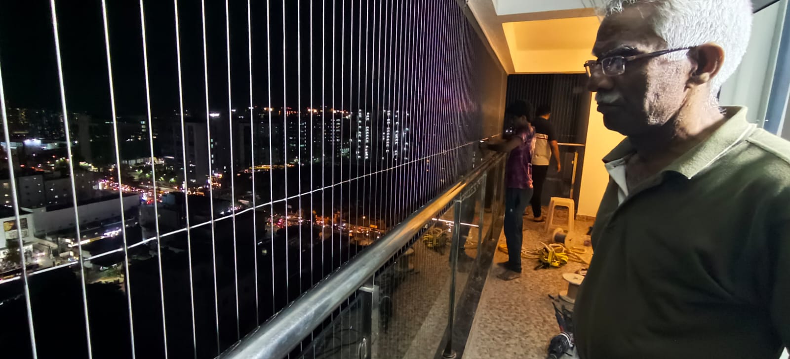 Invisible grill for balcony